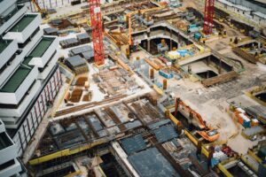 El rubro de la construcci贸n en Chile sigue creciendo con solidez, apostando por la innovaci贸n y la sostenibilidad.